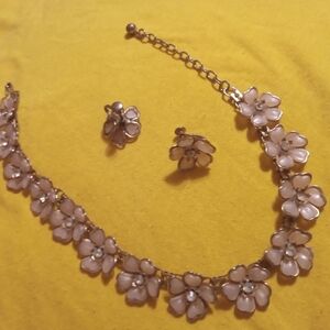 Vintage Pink Ice Lucite Necklace And Screw Back Earrings Set